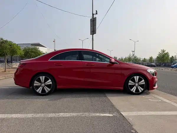Mercedes-Benz CLA 2016