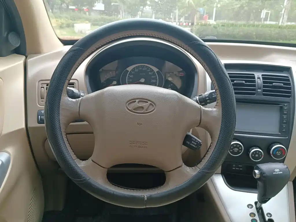 Hyundai Tucson 2013 — фото 13