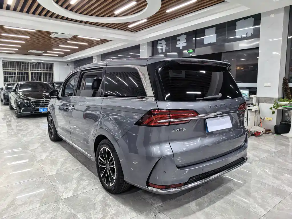 Roewe iMAX8 2023 — фото 20