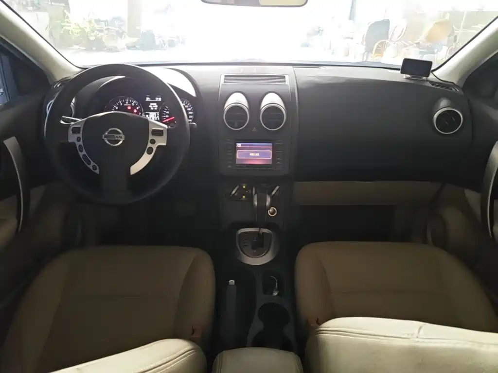 Nissan Qashqai 2015 — фото 10