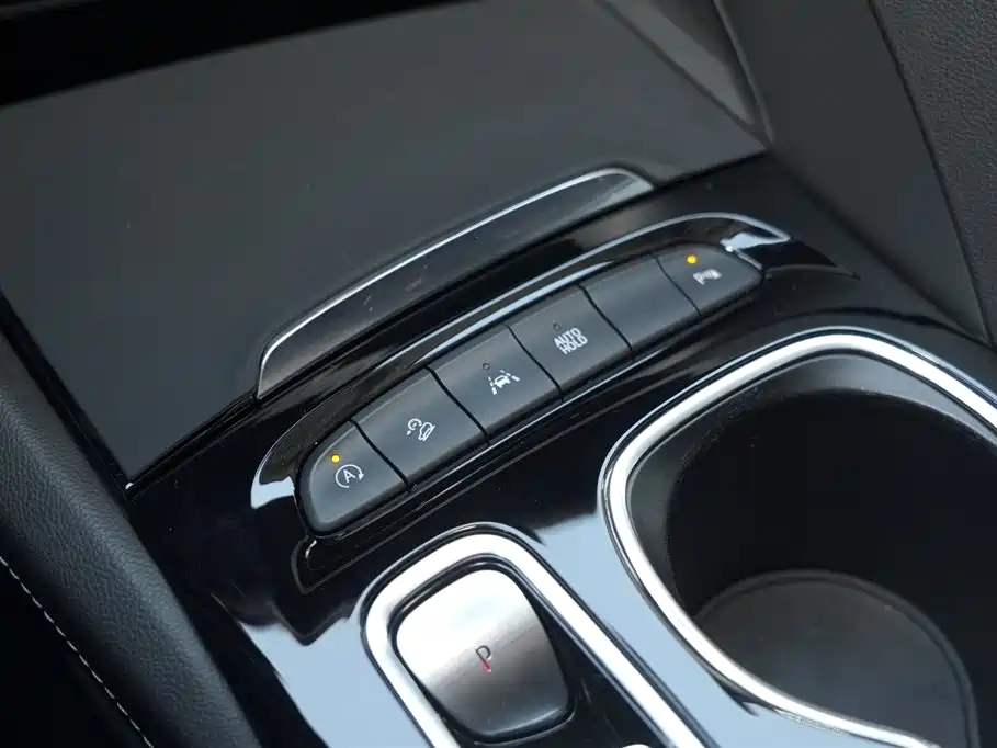 Buick Envision Plus 2023 — фото 19