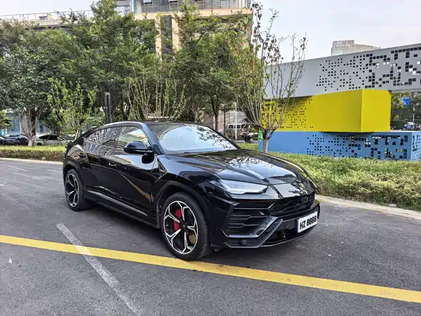 Lamborghini Urus 2019