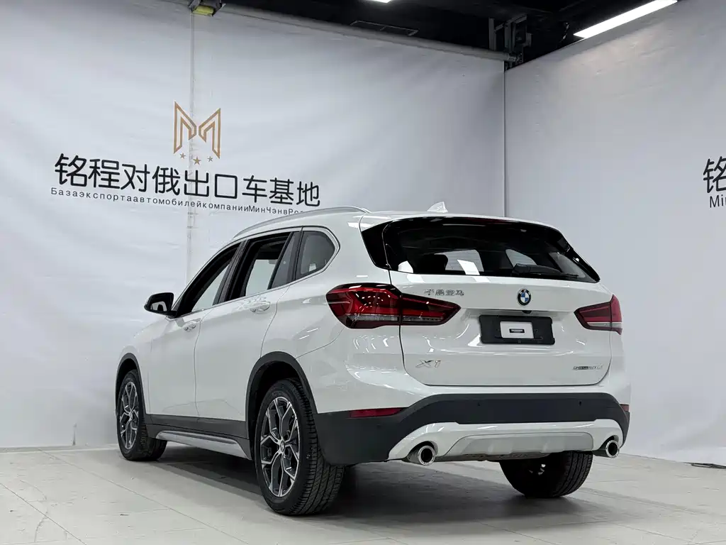 BMW X1 2022 — фото 6