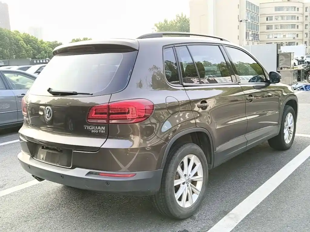 Volkswagen Tiguan 2016 — фото 7