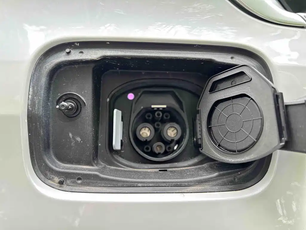 BMW i3 2023 — фото 18