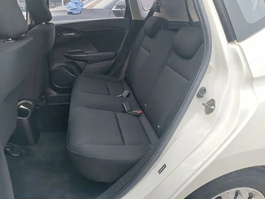 Honda Fit 2018 — фото 17