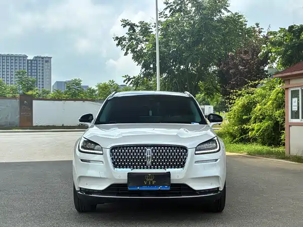Lincoln Corsair 2023