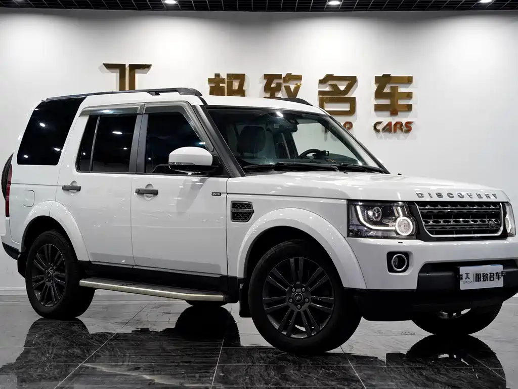 Land Rover Discovery 2016 — фото 1