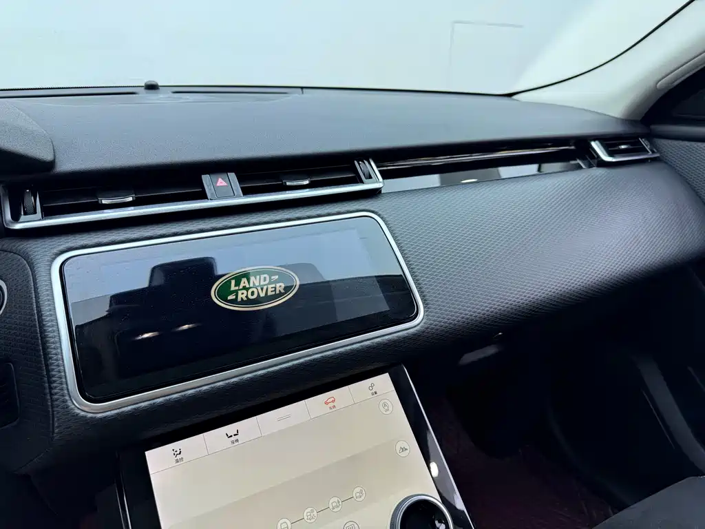 Land Rover Range Rover Velar 2019 — фото 10