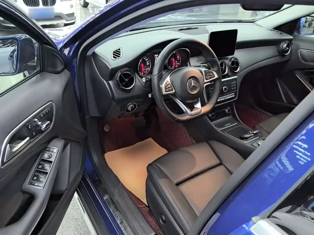 Mercedes-Benz GLA 2019 — фото 12