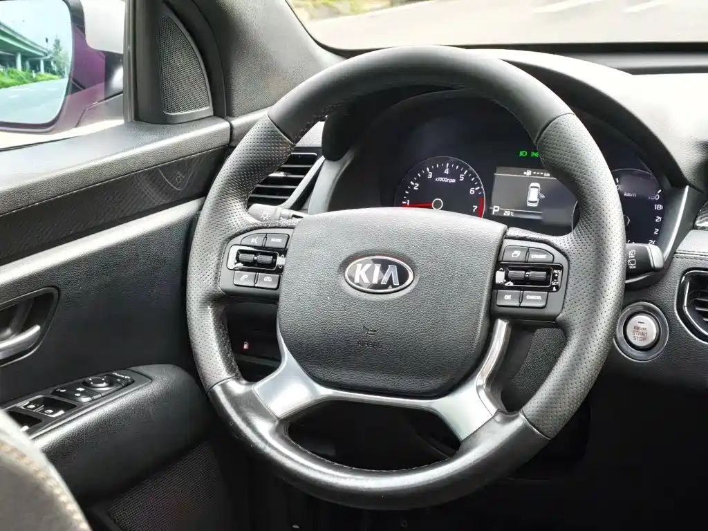 Kia KX7 2017 — фото 12