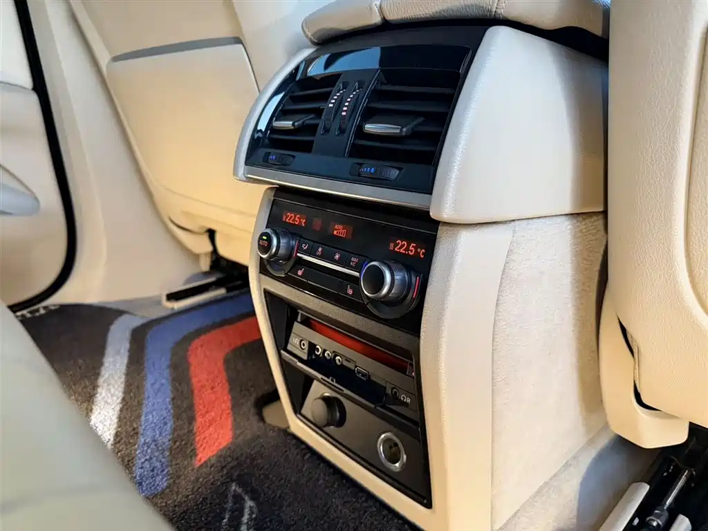 BMW X6 2017 — фото 13