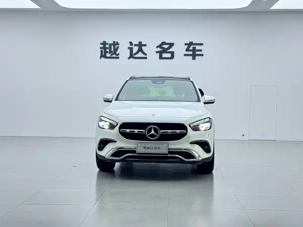 Mercedes-Benz GLA 2025