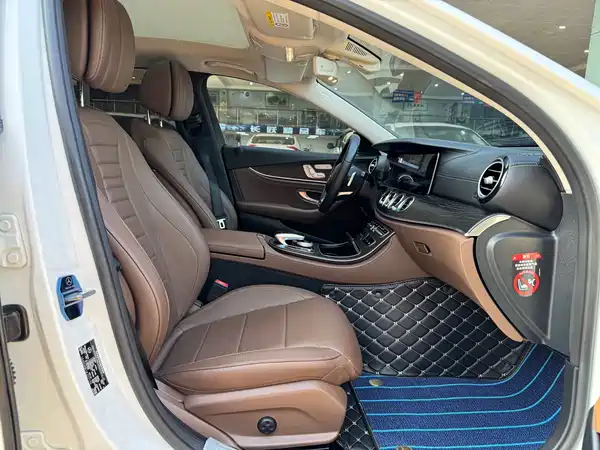 Mercedes-Benz E-Class 2018