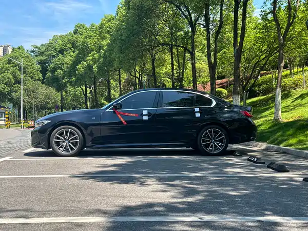BMW 3 Series 2024