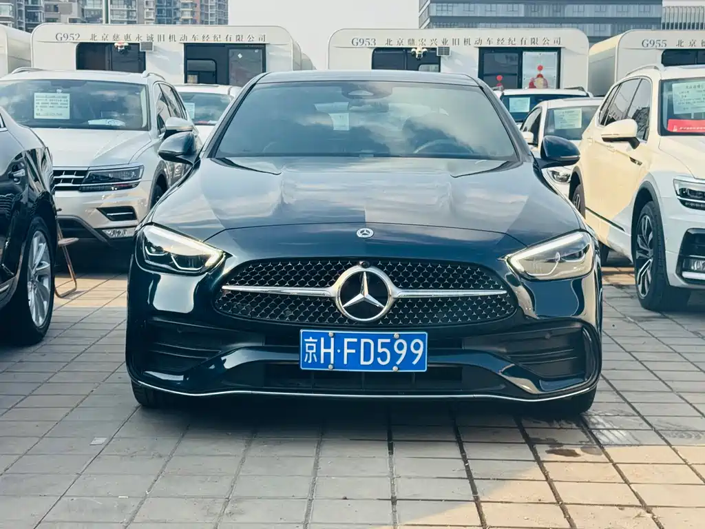 Mercedes-Benz C-Class 2023 — фото 1