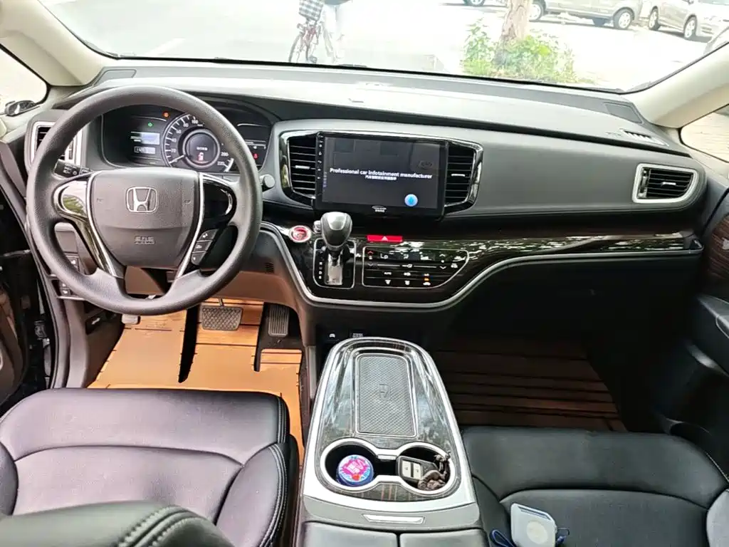 Honda Odyssey 2021 — фото 10