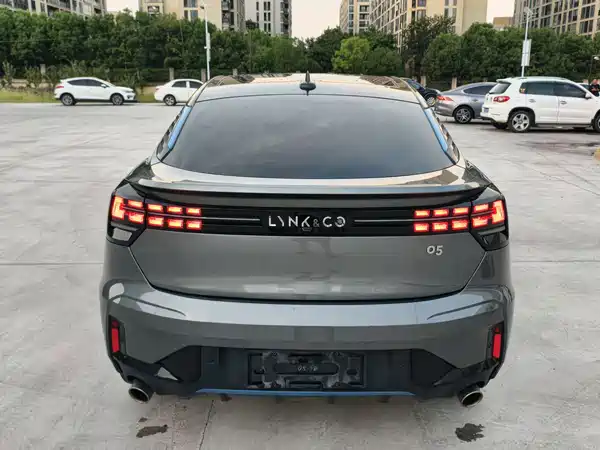Lynk & Co 05 2021