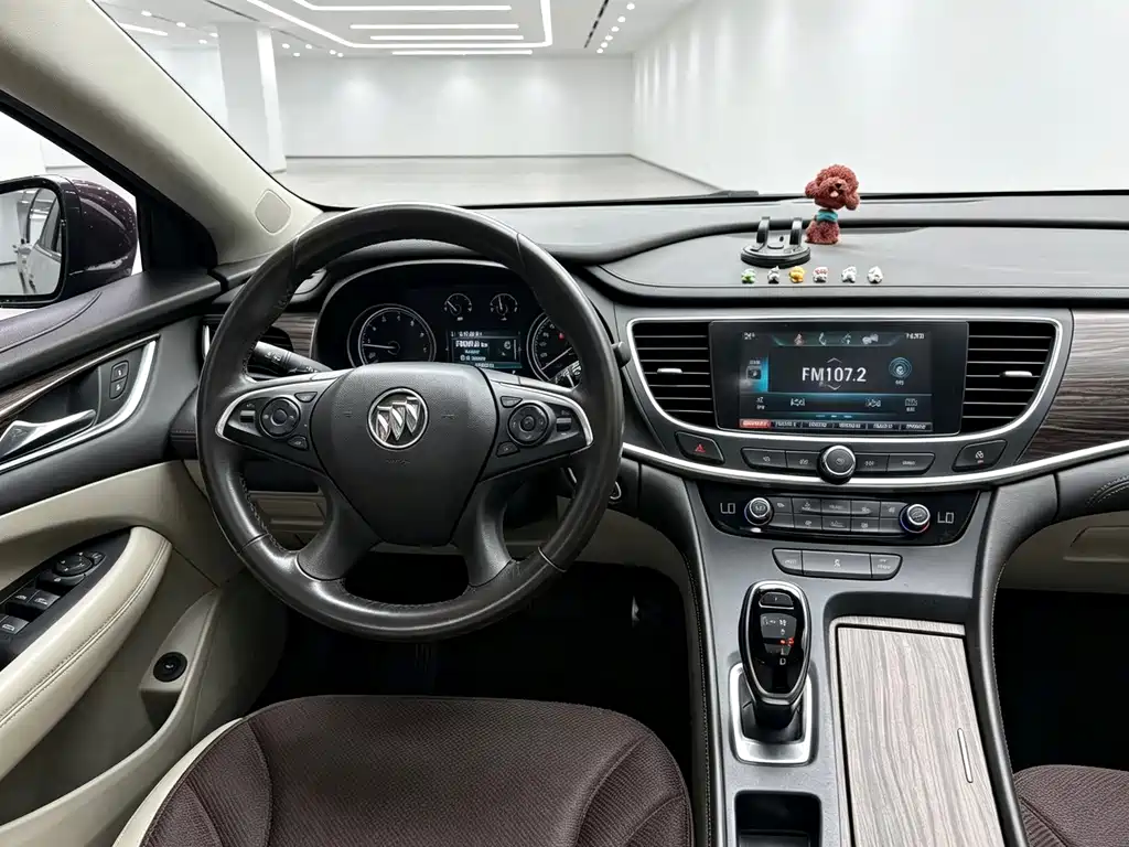 Buick LaCrosse 2018 — фото 8