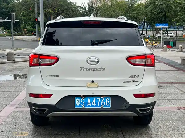 GAC Trumpchi GS4 2016
