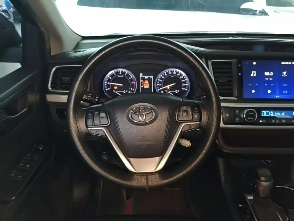 Toyota Highlander 2021 — фото 11