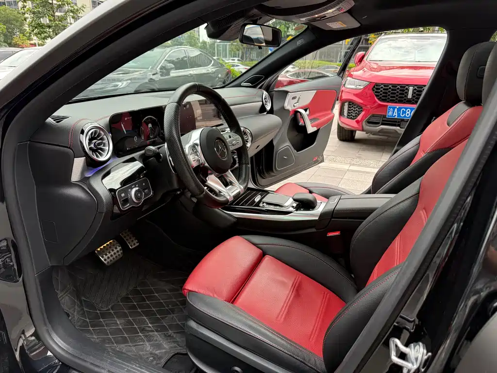 Mercedes-Benz A-Class AMG 2023 — фото 7