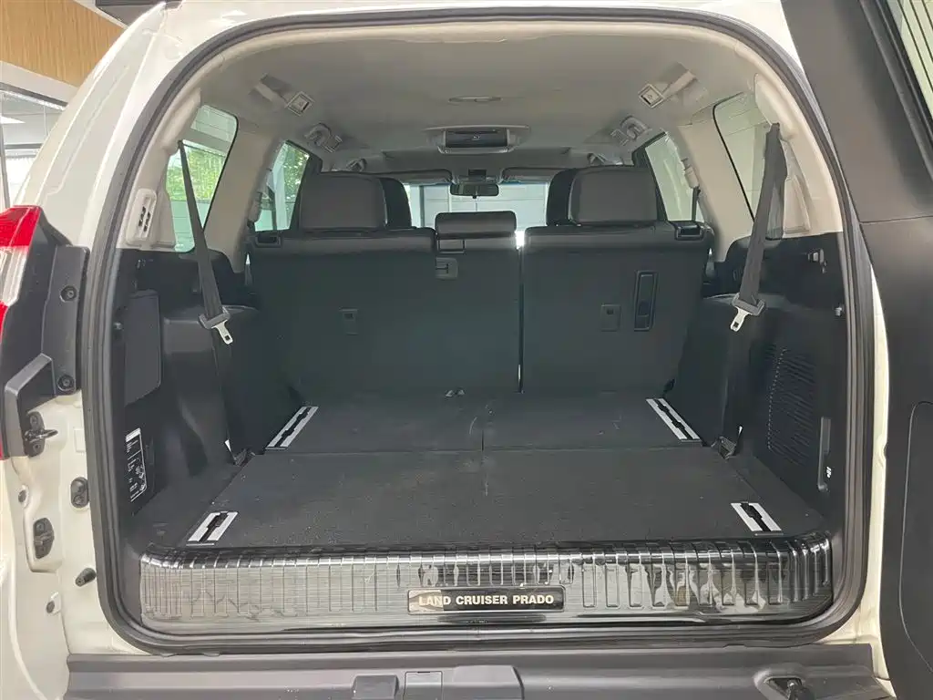 Toyota Prado 2016 — фото 32