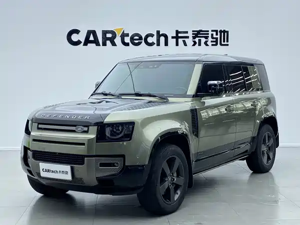 Land Rover Defender 2021