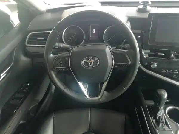 Toyota Camry 2022