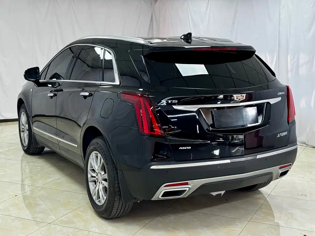 Cadillac XT5 2022 — фото 6