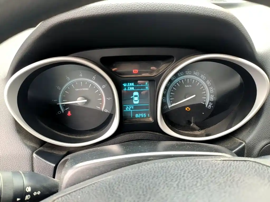 GAC Motor Trumpchi GS5 2015 — фото 12