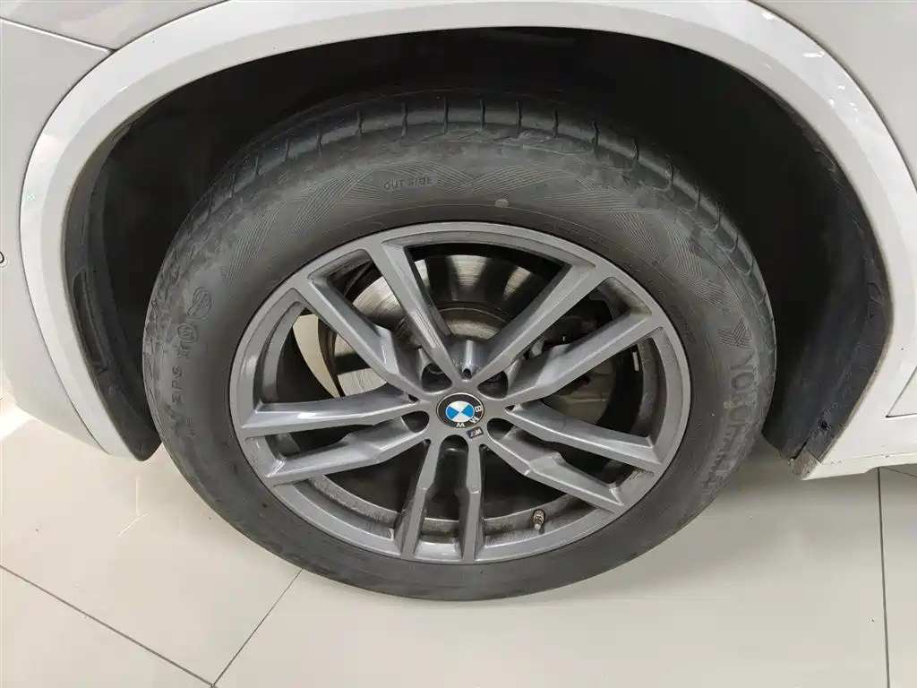 BMW X3 2020 — фото 32