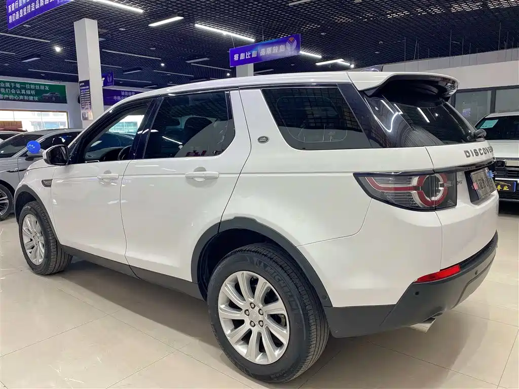 Land Rover Discovery Sport 2019 — фото 4