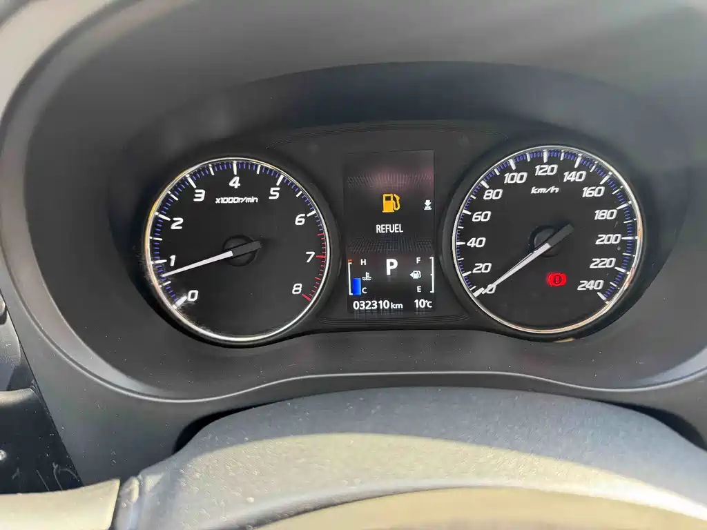 Mitsubishi Outlander 2022 — фото 15