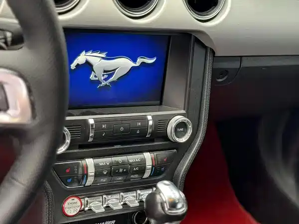 Ford Mustang 2019