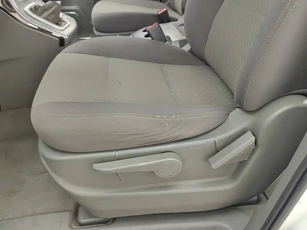 Dongfeng Fengxing CM7 2015 — фото 20
