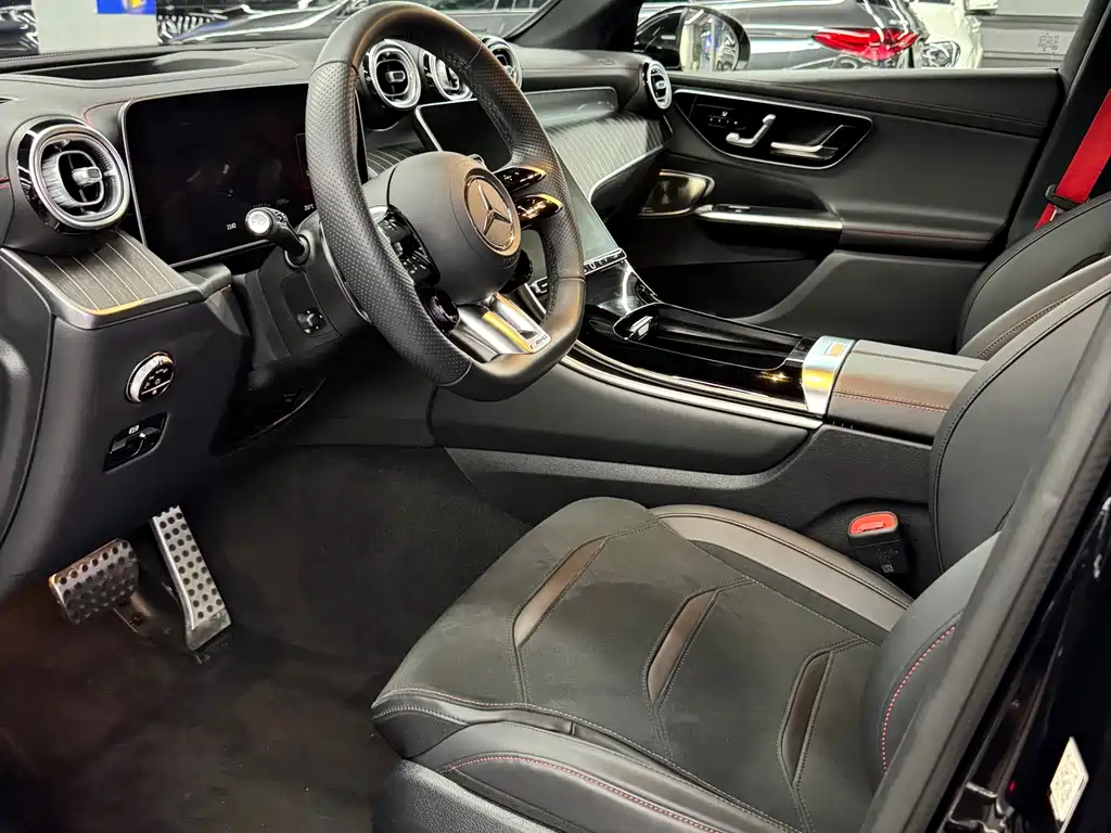 Mercedes-Benz GLC AMG 2024 — фото 12