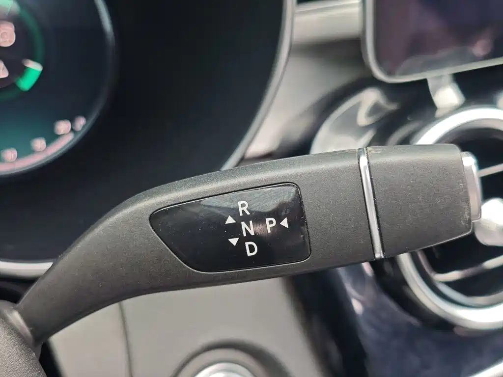 Mercedes-Benz C-Class 2020 — фото 17