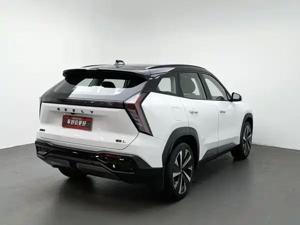 Geely Boyue L 2024