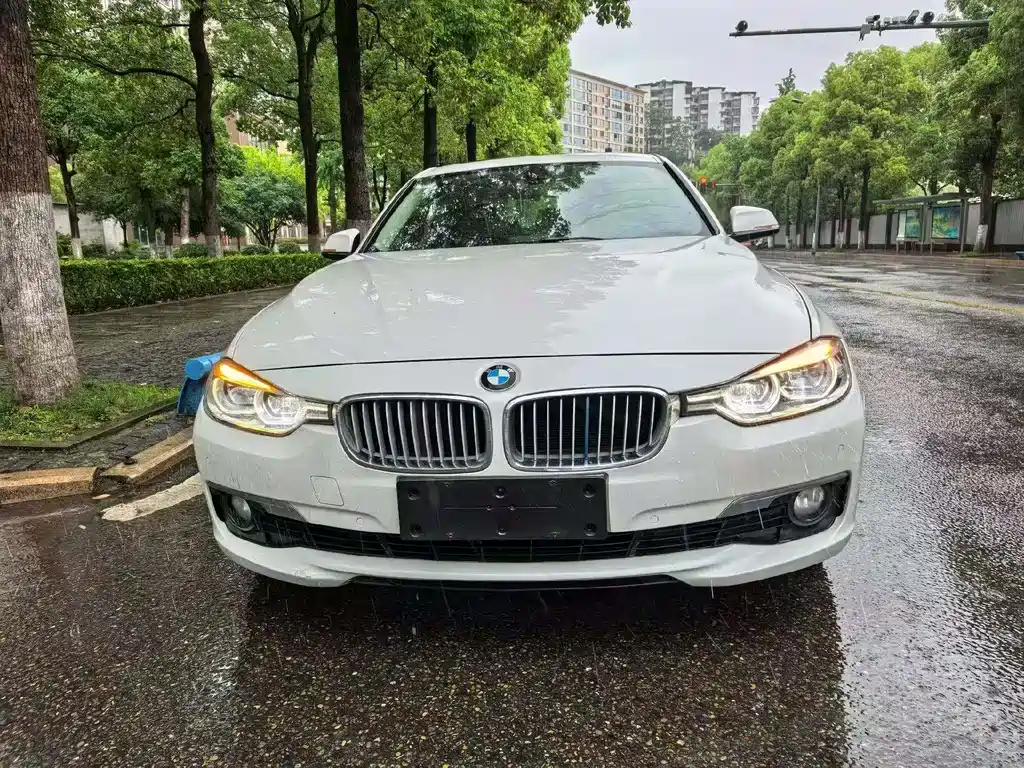 BMW 3 Series 2017