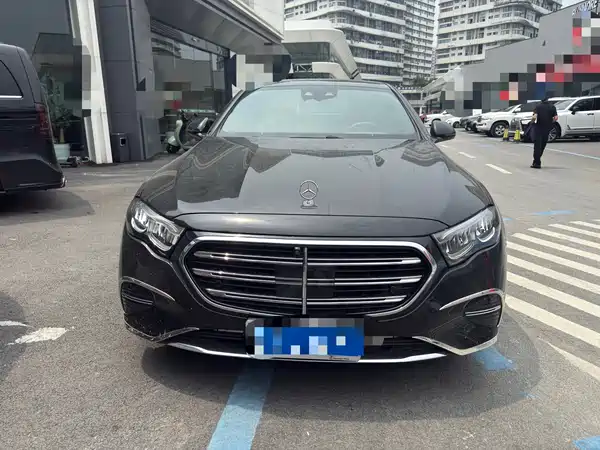 Mercedes-Benz E-Class 2025