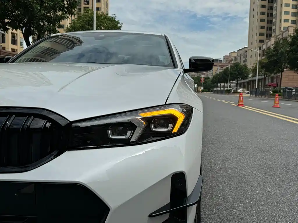 BMW 3 Series 2024