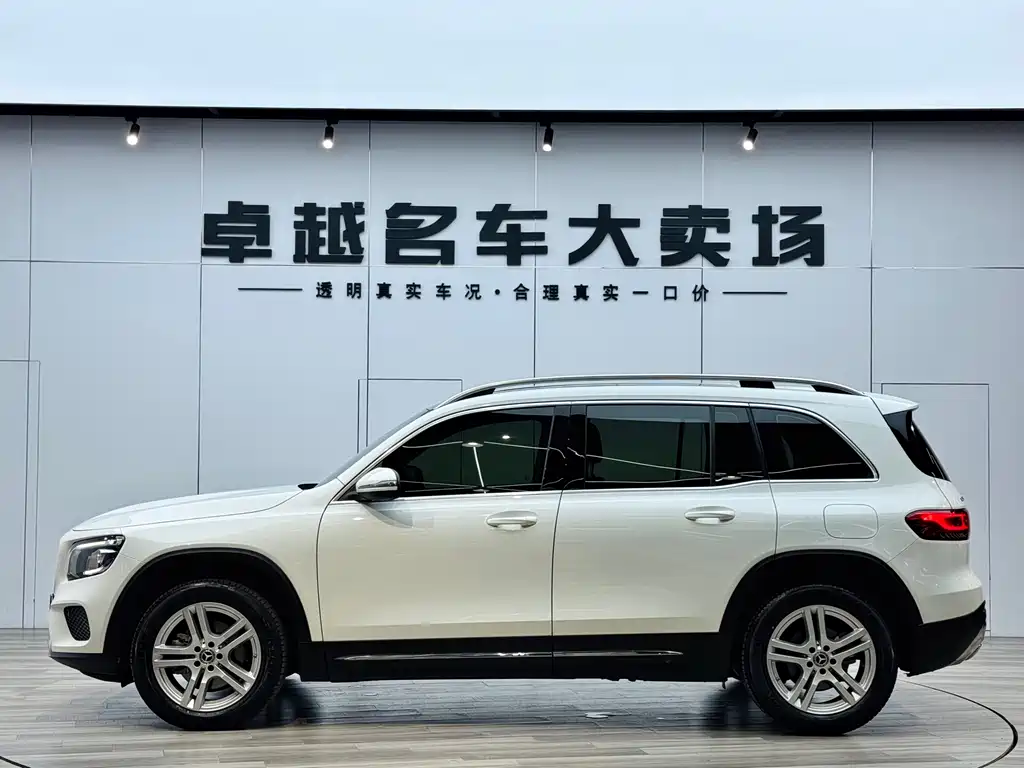 Mercedes-Benz GLB 2022 — фото 3