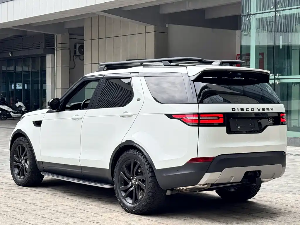 Land Rover Discovery 2019 — фото 5