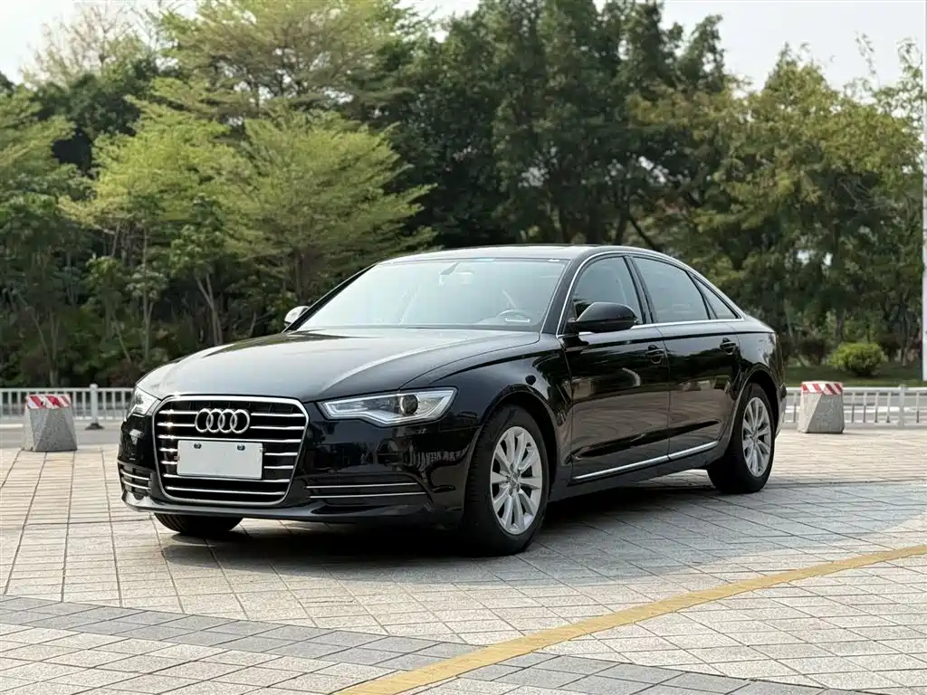 Audi A6L 2015 — фото 1