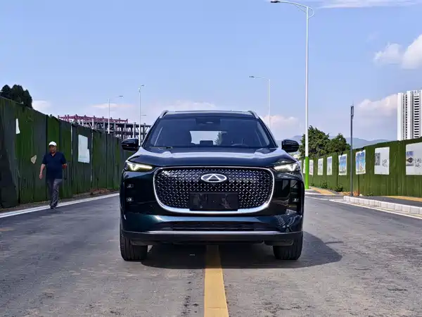 Chery Tiggo 8 PLUS 2025