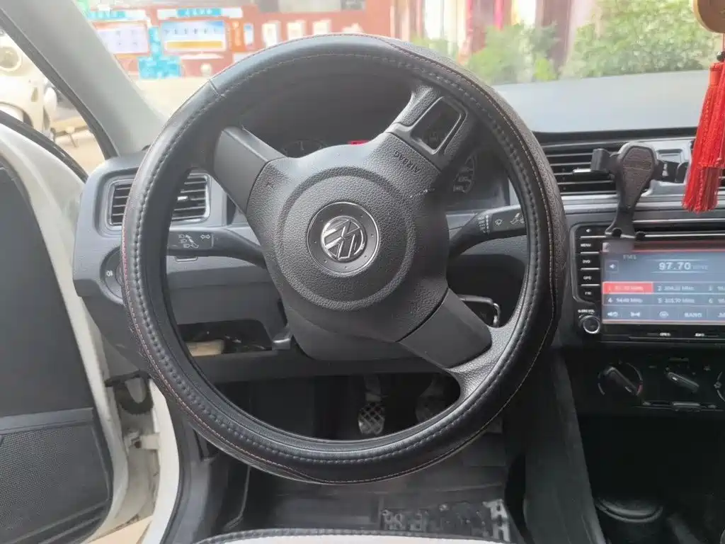Volkswagen Santana 2016