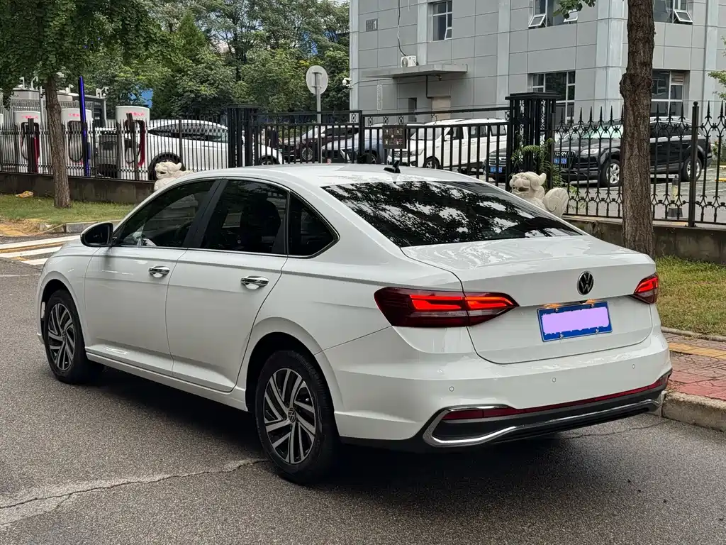 Volkswagen Lavida 2024