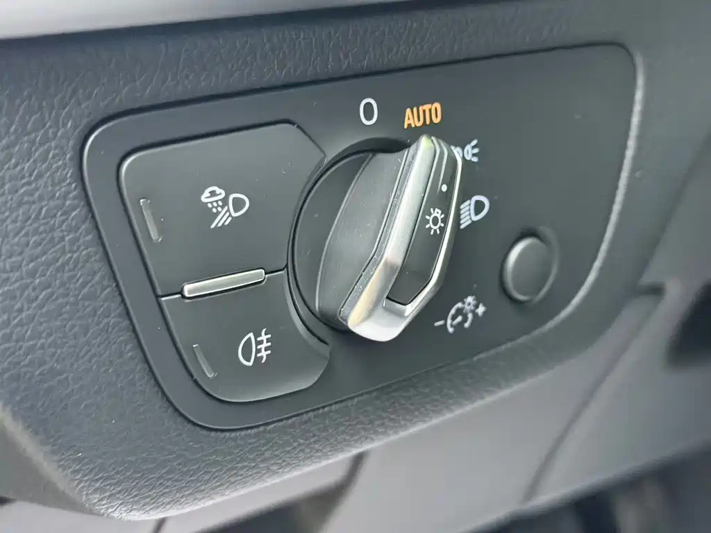 Audi Q5L 2023