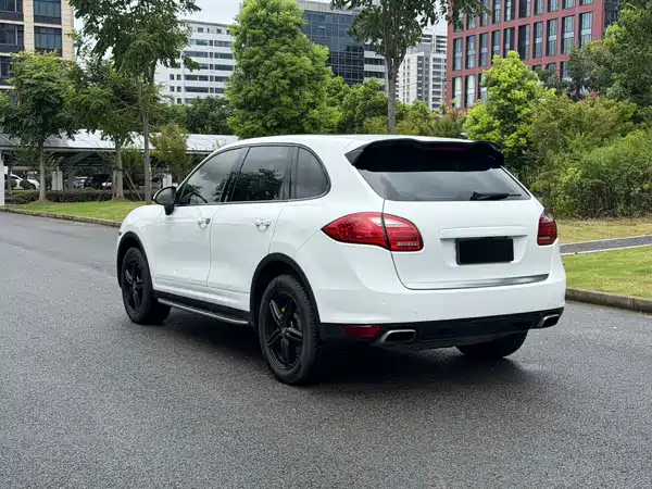 Porsche Cayenne 2013